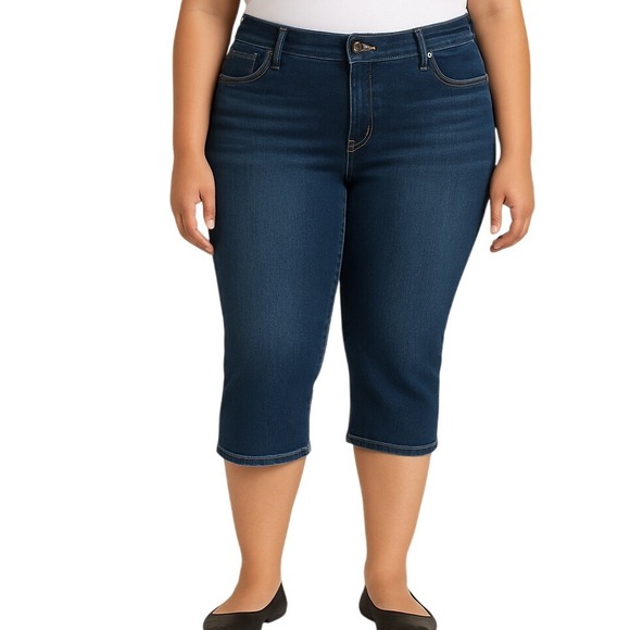Lee Regular Fit Capri Mid Rise Nightly Set Deep Dyed Women's Plus Jeans 24W New - Picture 1 of 12